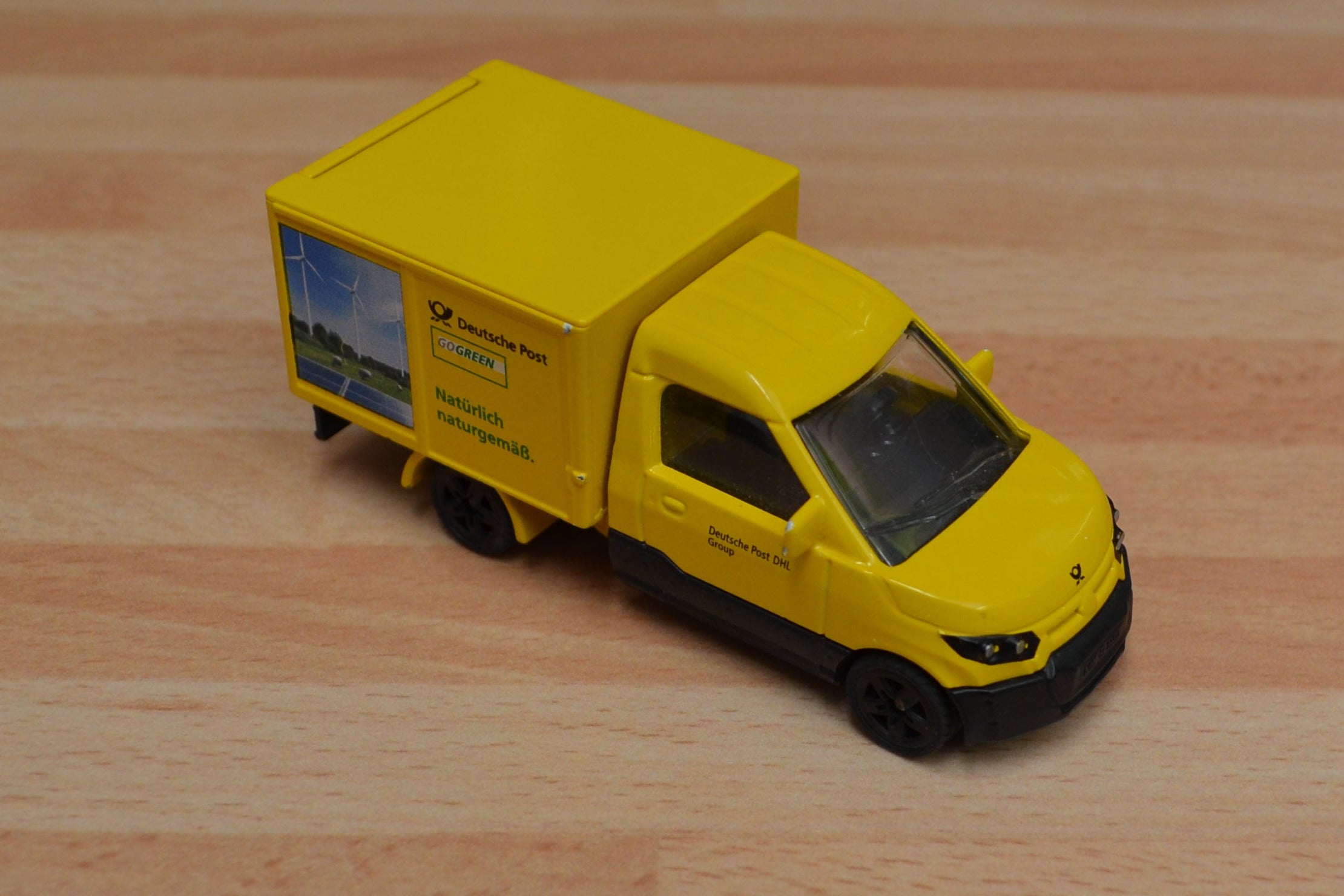 SIKU 1944 StreetScooter Deutsche Post DHL – Elektro-Lieferfahrzeug Second Hand