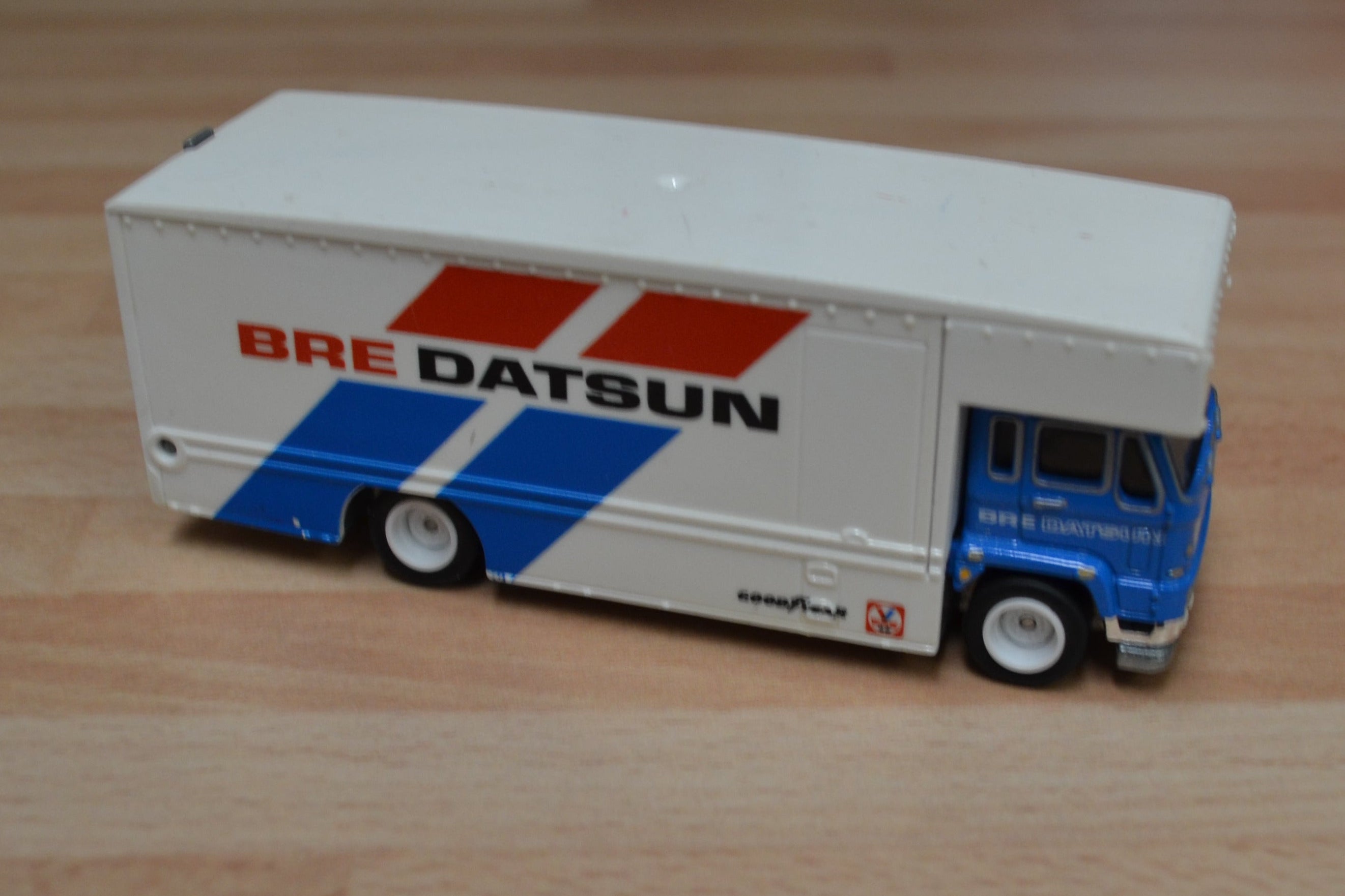 Hot Wheels Fleet Flyer FLF60 „BRE Datsun“ Team Transport – Transporter Second Hand