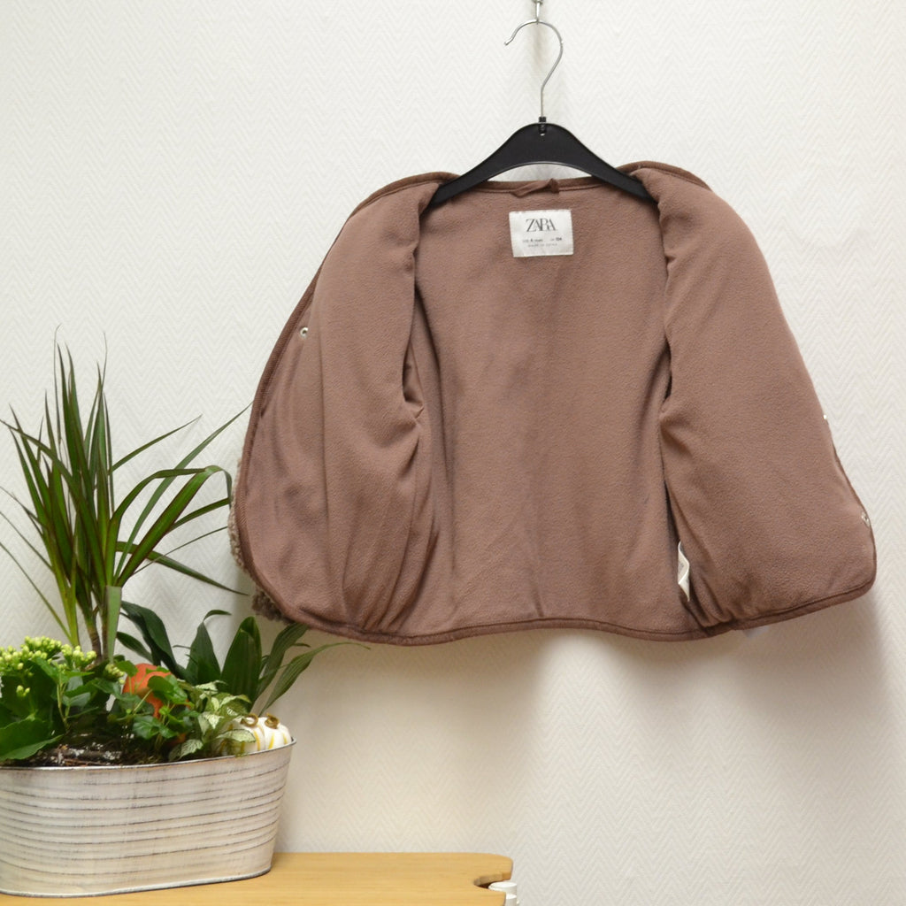 ZARA Kinder-Teddyjacke Beige/Braun – Gr. 104