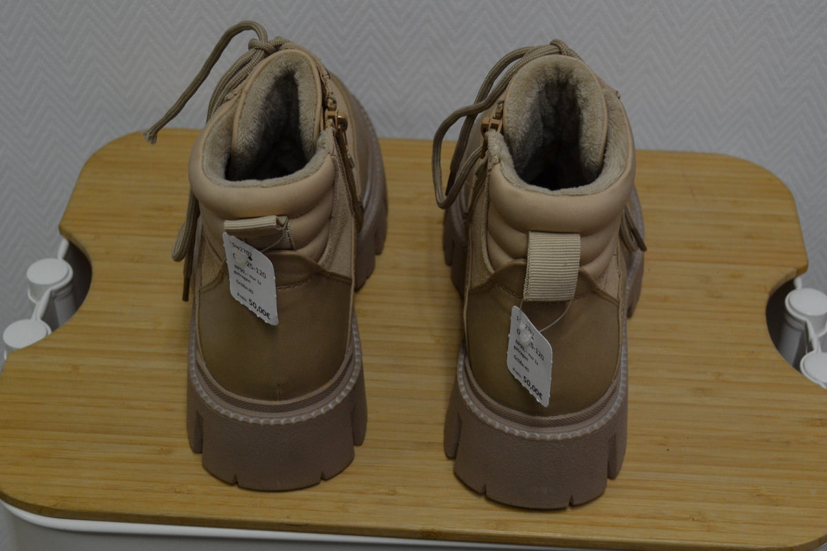 Cox Schnürboots Beige – Gr. 40 | Wie neu